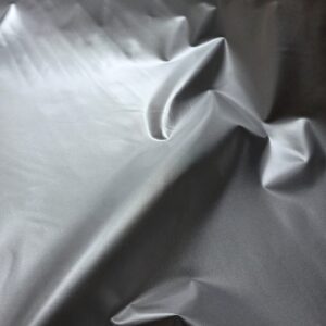 Warmte- en zonwerend doek 520