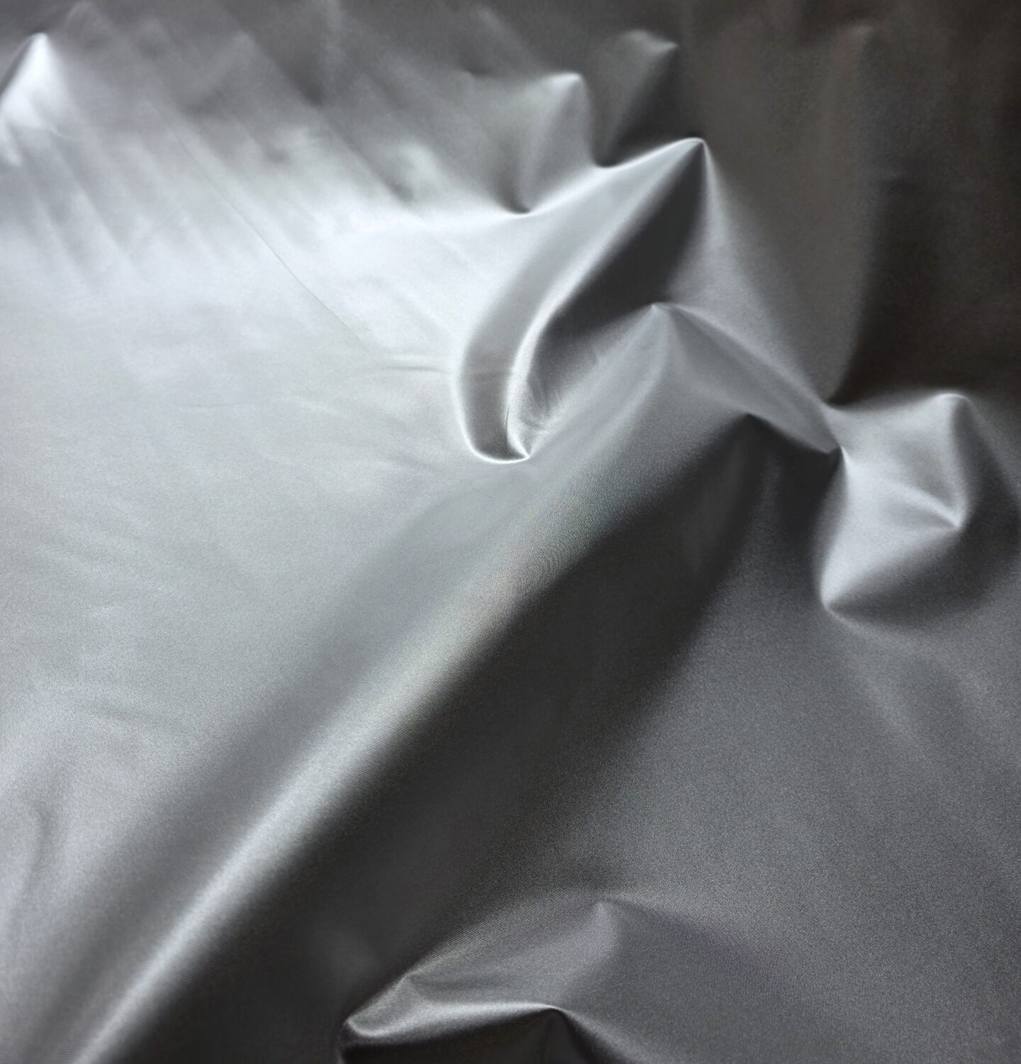Warmte- en zonwerend doek 520